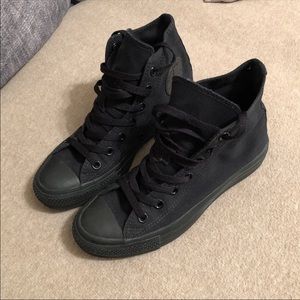 ‼️SOLD‼️Black High Top Converse